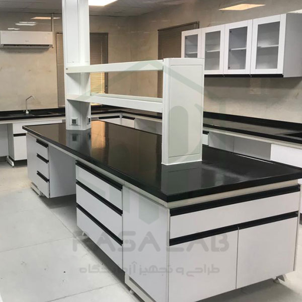 سکوبندی میز وسط آزمایشگاهی